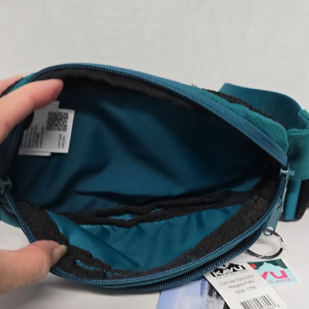 Kavu Canvas Spectator Niagra Falls Belt Bag NWT 5"x9" Bag 17"-50" Belt - Picture 4 of 7